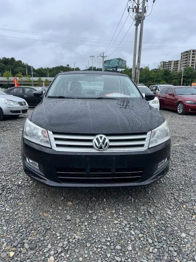 新款桑塔纳报价及图片2013款,新款桑塔纳报价及图片内饰