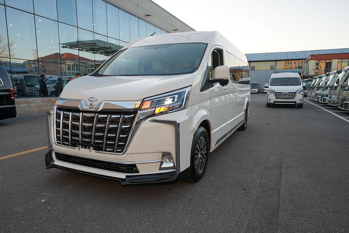 纯进口二手丰田海狮7座,纯进口二手丰田海狮7座多少钱